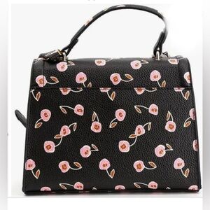 French Connection‎ UK Clover Pebble black print Crossbody bag brand new